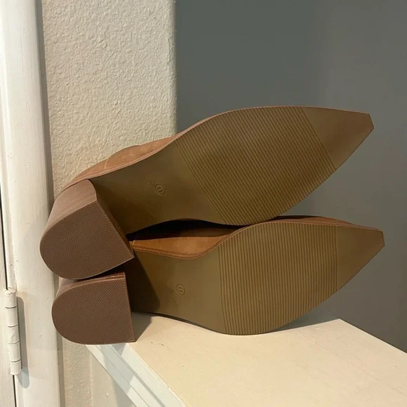 FISACE Womens Pointed Toe Stacked Mid Heel Ankle Boots V Cut Back Zipper Size 11 - Picture 8 of 9